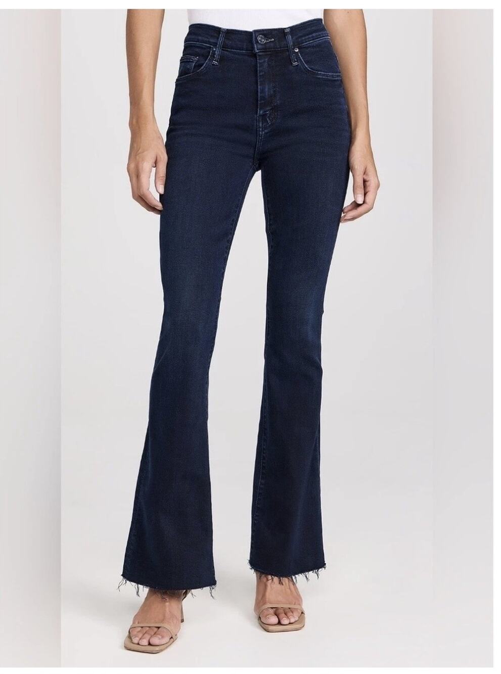 MOTHER The Weekender Fray Jeans 28 Chip On My Shoulder Dark Blue Flare Raw Hem